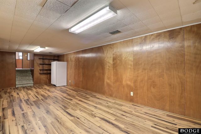 1154 N Clarmar Avenue, Fremont, NE 68025