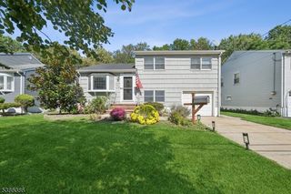 493 Lower Alden Dr, Rahway City, NJ 07065