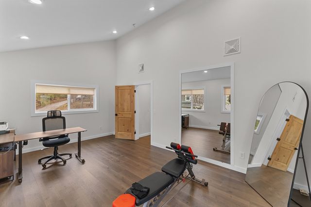 335 Salisbury St, Worcester, MA 01609