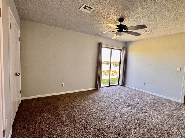 11402 N Lincoln Boulevard, Oklahoma City, OK 73114