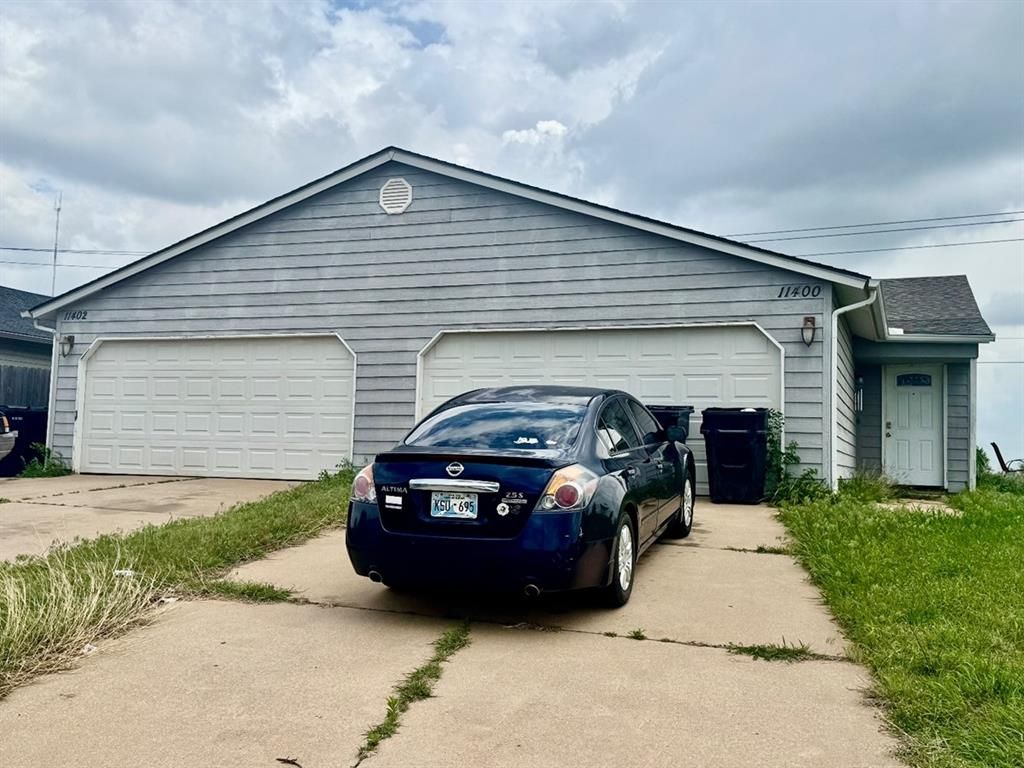 11402 N Lincoln Boulevard, Oklahoma City, OK 73114