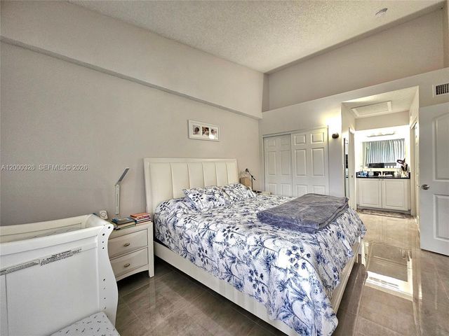 841 Lyons Rd 24205, Coconut Creek, FL 33063