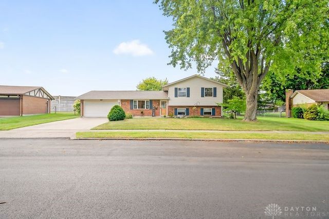 852 Branford Road, Troy, OH 45373