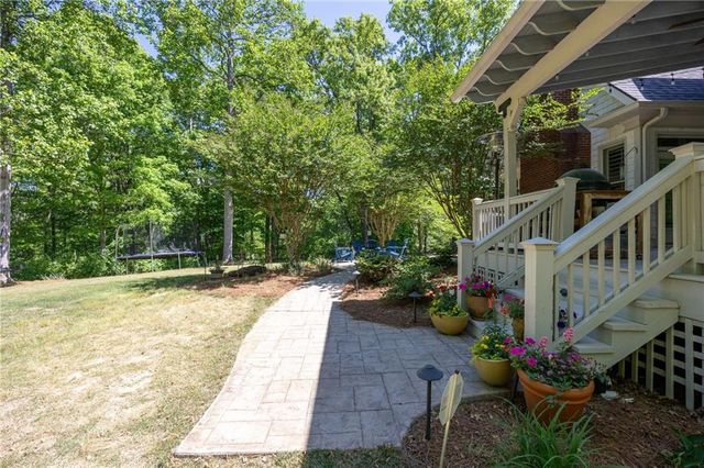 12 Allatoona Trace Drive SE, Acworth, GA 30102