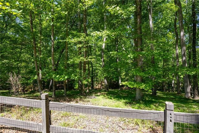 12 Allatoona Trace Drive SE, Acworth, GA 30102