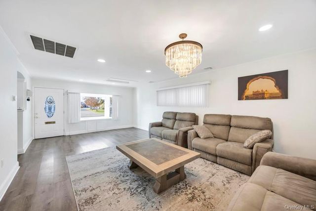 111 Blacksmith Road E, Levittown, NY 11756