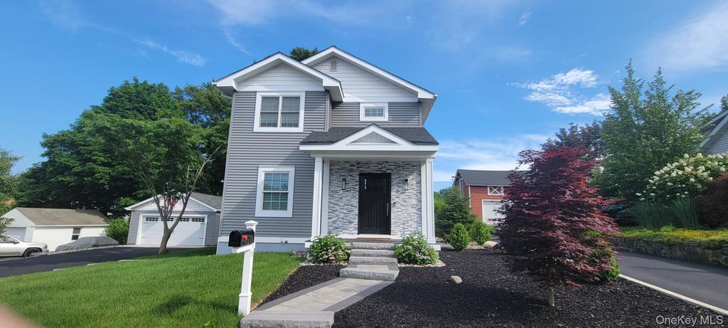 215 Catherine Street, Buchanan, NY 10511