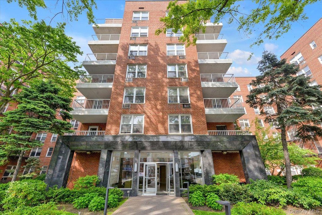 42-65 Kissena Boulevard 610, Flushing, NY 11355