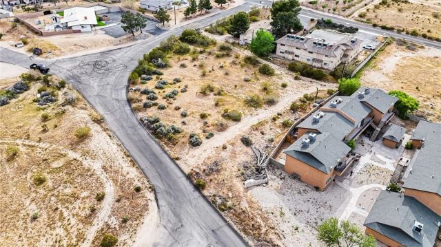 15750 Olalee, Apple Valley, CA 92307
