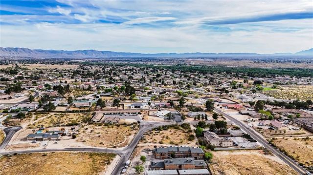 15750 Olalee, Apple Valley, CA 92307