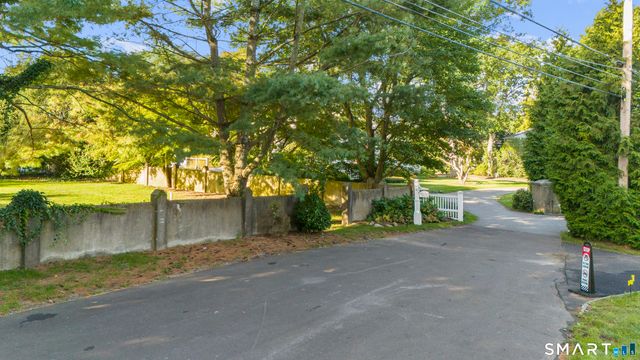 319 Old Battery Road, Bridgeport, CT 06605