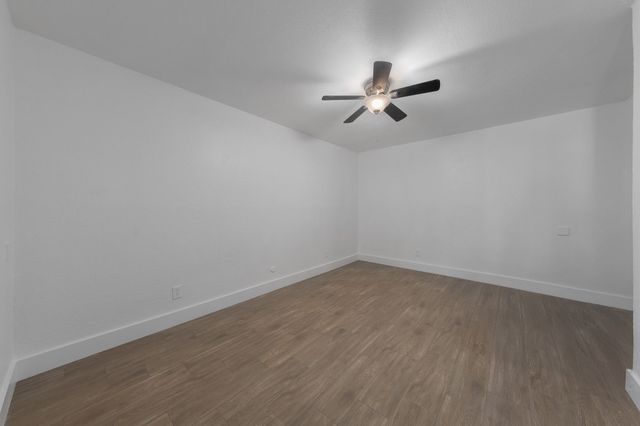 1007 W Sanford Street D, Arlington, TX 76012