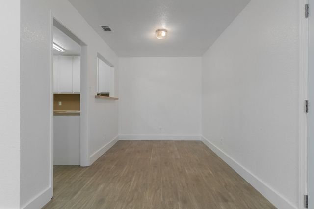 1007 W Sanford Street D, Arlington, TX 76012