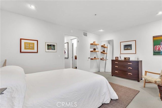 128 Villa Point, Newport Beach, CA 92660