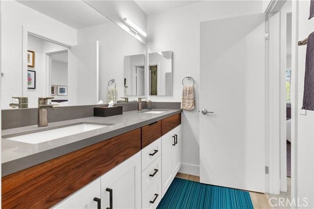 128 Villa Point, Newport Beach, CA 92660