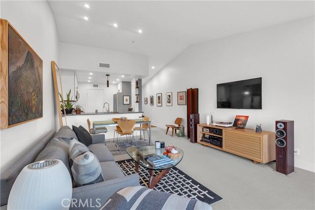 128 Villa Point, Newport Beach, CA 92660