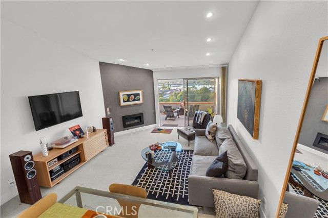 128 Villa Point, Newport Beach, CA 92660