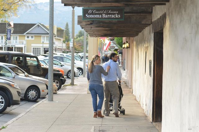 679 Lobelia Ct, Sonoma, CA 95476