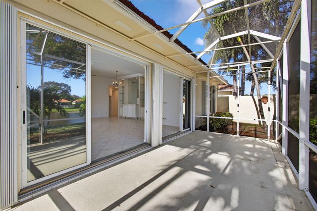 520 E Tall Oaks Drive, Palm Beach Gardens, FL 33410