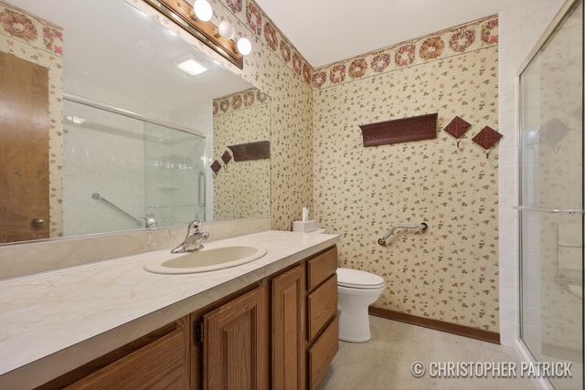 641 Appletree Drive, Holland, MI 49423
