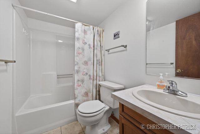 641 Appletree Drive, Holland, MI 49423