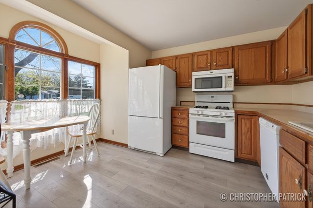641 Appletree Drive, Holland, MI 49423