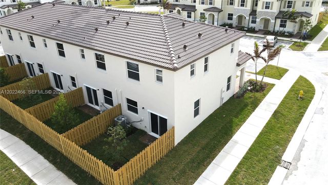 2617 SE 28th Dr 2617, Homestead, FL 33035
