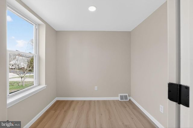 28 CIRCLE DR, Eagleville, PA 19403