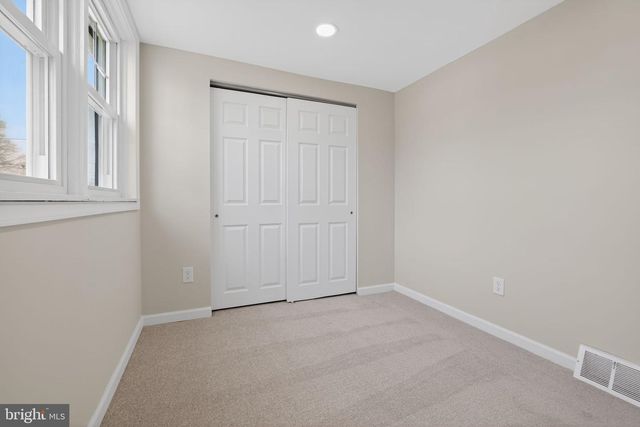 28 CIRCLE DR, Eagleville, PA 19403