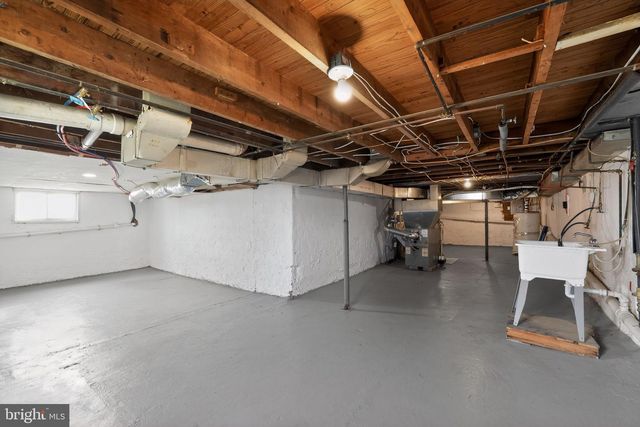 28 CIRCLE DR, Eagleville, PA 19403