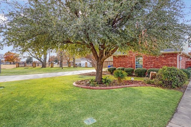2700 Rex Cruse Drive, Sherman, TX 75092