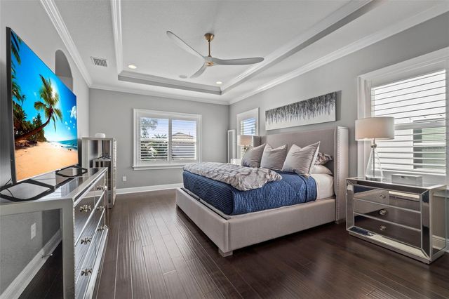 3712 W JETTON AVENUE, Tampa, FL 33629