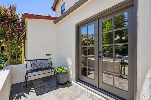 170 Grand Street, Redwood City, CA 94062