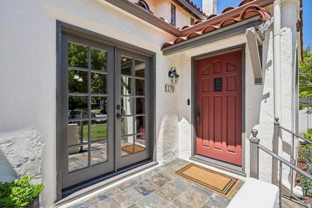170 Grand Street, Redwood City, CA 94062