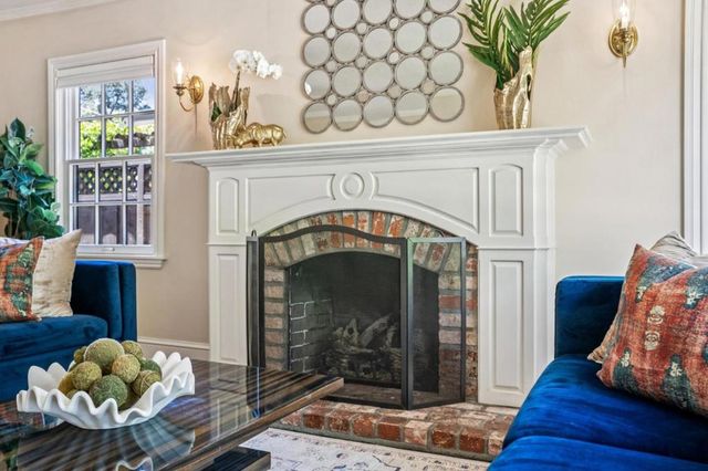 170 Grand Street, Redwood City, CA 94062