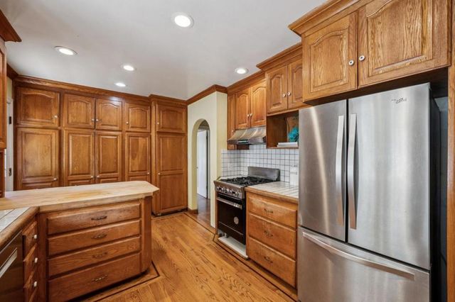 170 Grand Street, Redwood City, CA 94062