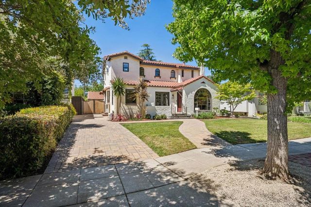 170 Grand Street, Redwood City, CA 94062