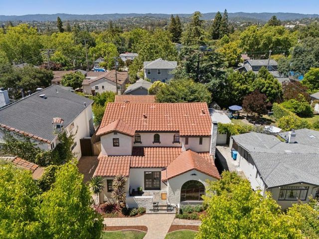 170 Grand Street, Redwood City, CA 94062