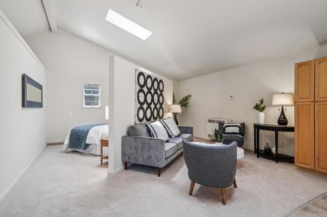 170 Grand Street, Redwood City, CA 94062