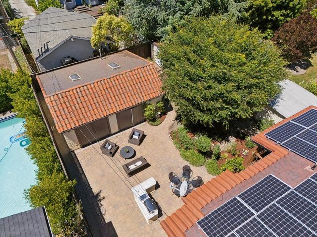 170 Grand Street, Redwood City, CA 94062