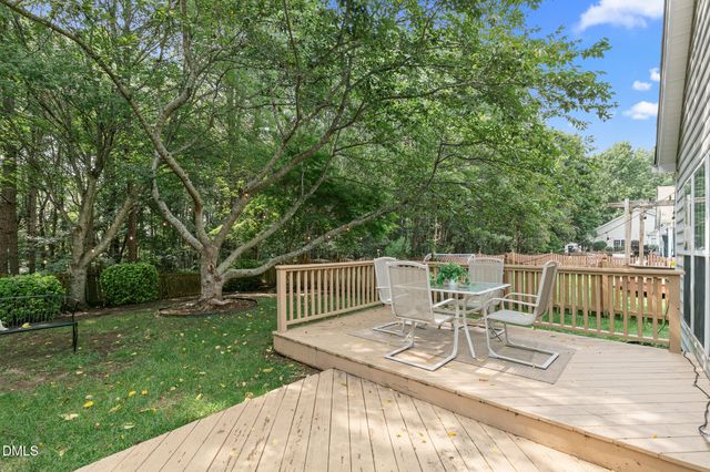 8421 Whisper Ridge Place, Raleigh, NC 27613