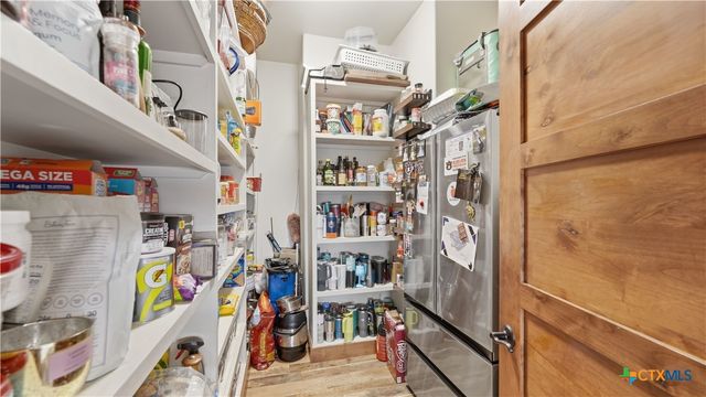 308 Paseo Del Rio, Seguin, TX 78155