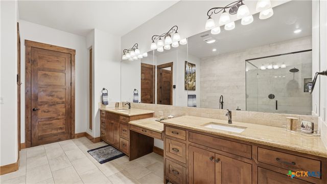308 Paseo Del Rio, Seguin, TX 78155