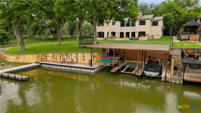 308 Paseo Del Rio, Seguin, TX 78155