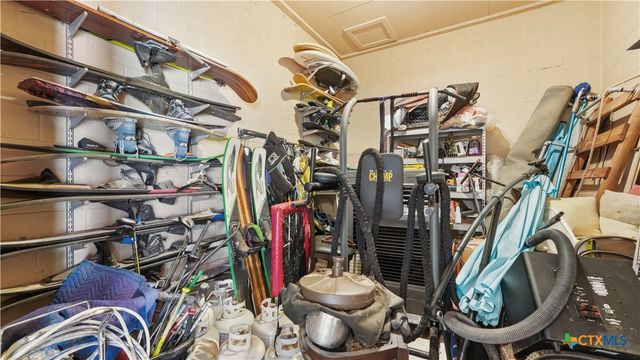308 Paseo Del Rio, Seguin, TX 78155