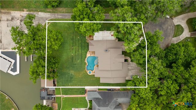 308 Paseo Del Rio, Seguin, TX 78155