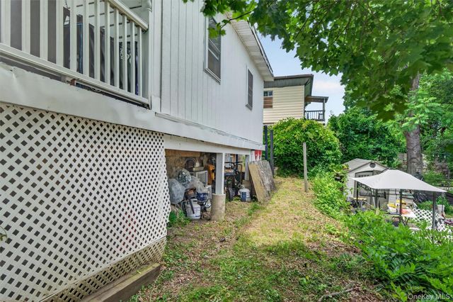 50 Schneider Avenue, Highland Falls, NY 10928