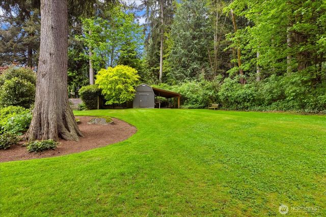 8320 Frederick Place, Edmonds, WA 98026