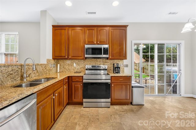 17327 Newlands Corner Lane, Charlotte, NC 28277