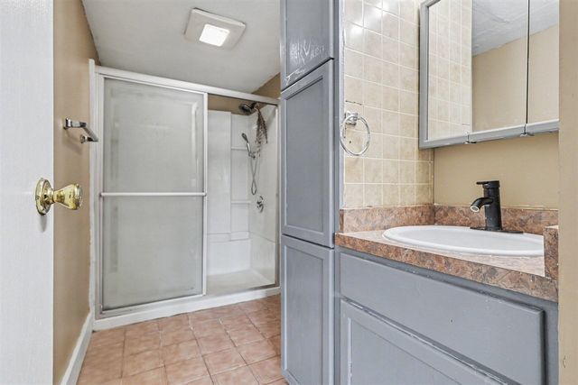 1767 W Michigan Avenue, Battle Creek, MI 49037